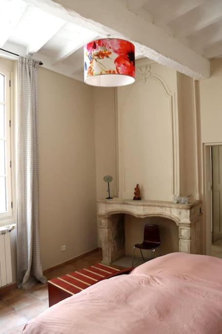 Apartamento Uzes Centre Quartiers Des Arts Charme De L'Ancien Exterior foto