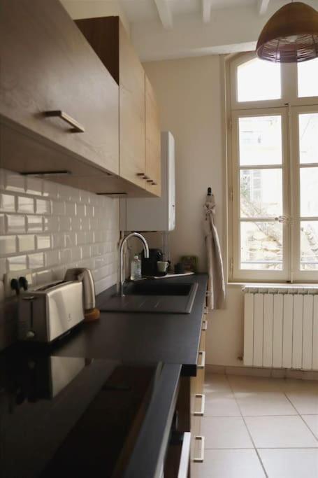 Apartamento Uzes Centre Quartiers Des Arts Charme De L'Ancien Exterior foto